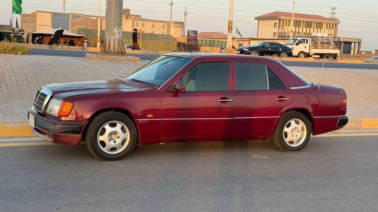 للبيع 
مرسيدس دب E300 موديل 92
مكينة 2500 ديلكو كير جديد حاوية اقل الشهر من شديتة 
السيارة حلوة نقصها شوية ترتيبات
السعر 35 $ 
المكان سماوة 
***********

