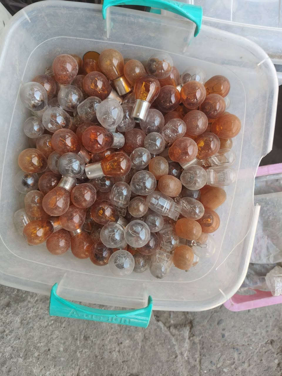 أي قطعه على 500دينار اقل طلب 50 قطعه جمله فقط يوجد توصيل لجميع محافضات العراق رقم واتساب ***********

