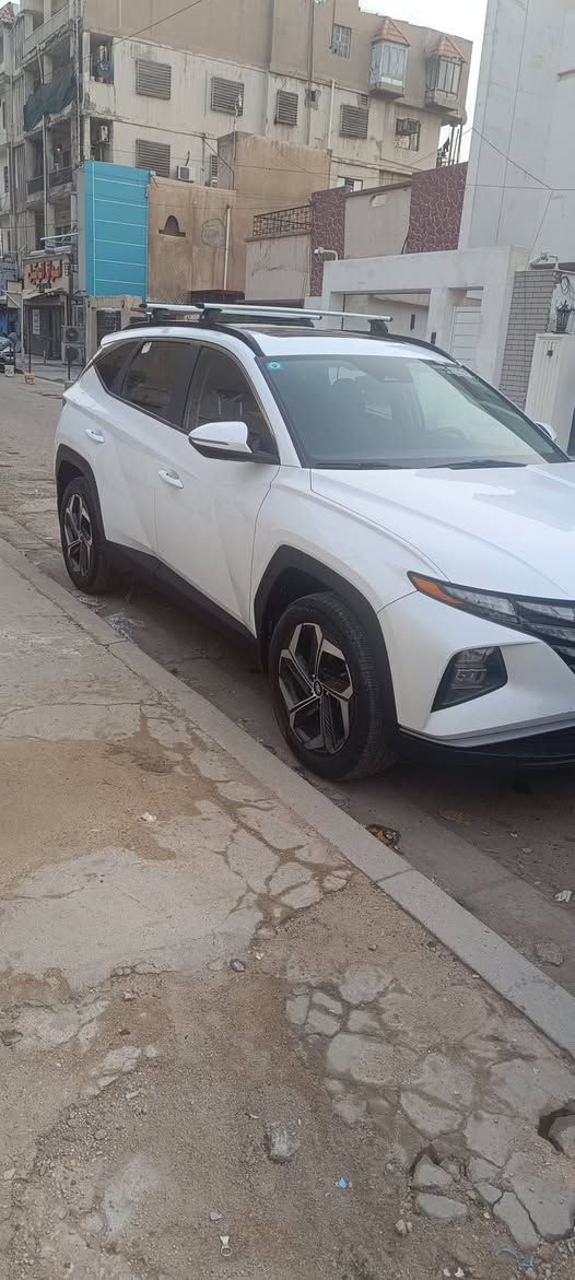 توسان وارد امريكي للبيع
توسان وارد امريكي ماشية 25 الف 
السيارة مكفولة لغد وشواصي وحادث بدون صبغ او ايرباك 
مواصفات السيارة
1-فتحة
2-تشغيل بصمة
3-شاشة. ايباد
4-دفع رباعي
5-رادارات جانبية وخلفية وامامية
6-توقف ذاتي وقيادة ذاتيه
7-دخول ذكي 
8-تدفئة مقاعد امامي وكراسي كهرباء
9-فول تحكم ستيرت وكامرة دواره
10-تشغيل عن بعد 
11-باب الصندوق الخلفي كهربائي 
12-نقاط عمياء واشاير بالمري
وبعد بيه هوايه مواصفات 
صور الحادث كدامك بالمنشور والسيارة بدون صبغ
موديل 2022
مكان السيارة بغداد-الكرخ

تفاصيل اكثر اتصل 
وتساب
***********
