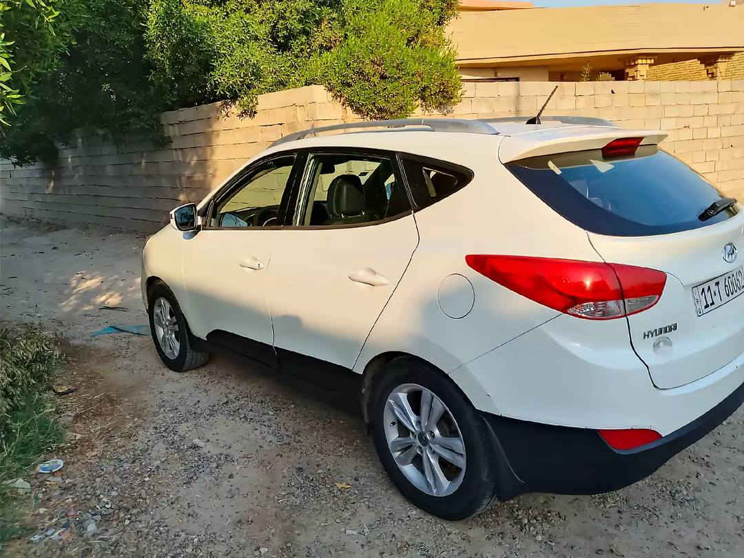 السلام عليكم للبيع هونداي توسان
2011خليجي محرك 2000دوش العنوان بغداد 
رقم التلفون *********** واتساب
