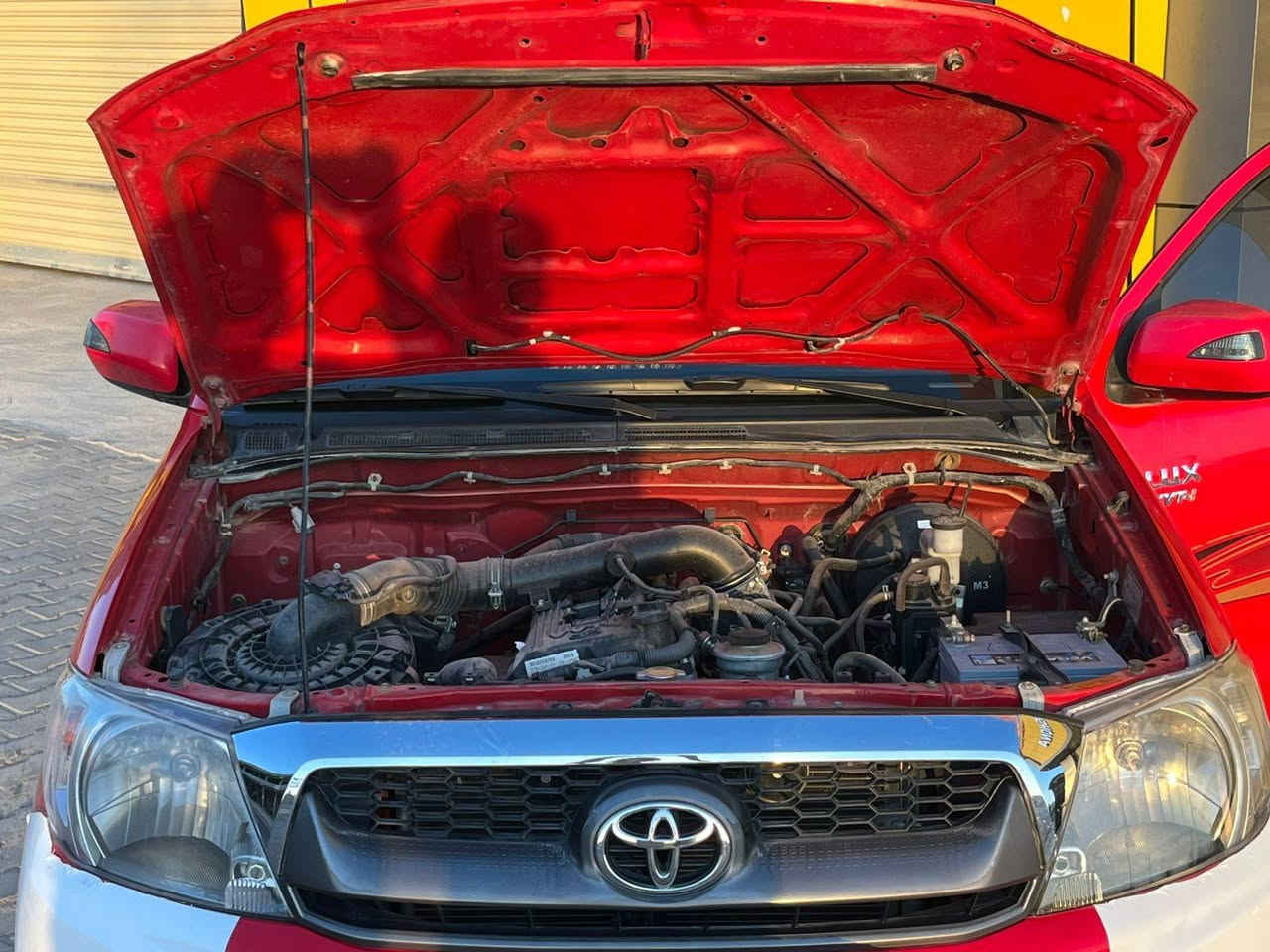 السلام وعليكم للبيع بيكم عذاري موديل 2010  بيها بونيد مبدل  وجاملغ الخلفي ل عكس سايق سياره فول الفول  كير محرك شرط  السياره ماشيه 160  السعر
مكاني تكريت القادسية 
 180 وبيها مجال  رقمي ‭***********
