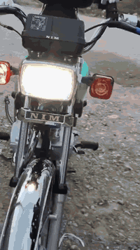 دراجه نامه باب ثاني موديل 2025 اوراق نضيفه ماشيه 500 متر رايدها بمليون و400 وبيها مجال وهاذ رقمي *********** وخاص موجود
