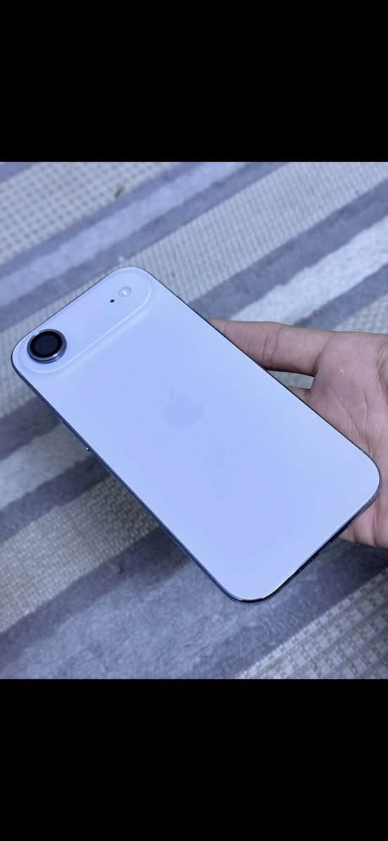 سلام عليكم
ايفون 17 air ايسم الجهاز جديد يخلص ضمانه ب 2026 شهر 11 يوم 19 يعني بعد 11 شهر ويخلص الضمان نكدر نكول بعد سنه  

مستخدم شهر فقط بطارية 100

عدد الشحنات 36 مره ذاكرة 256 لون ابيض ياباني  كامل ملحقات السعر 1150

*********** راسلني واتساب او مازنجر او اتصل كلشي موجود

مكاني بغداد البنوك
