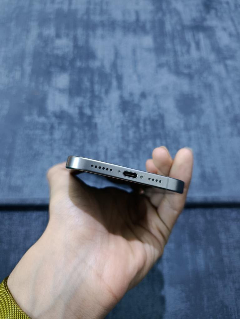 السلام عليكم 16 pro max نسخه الشريحة الالكترونية Esim للبيع النظافه 100‎%‎  بطاريه 96 ‎%‎مكفول من كلشي 
السعر مليون و150
المكان الحله


**إذا كنت صاحب هذا الإعلان وتريد حذفه لأي سبب، رجاءا أرسل رسالة إلى الدعم الفني**