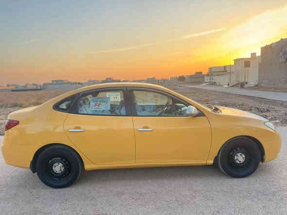 النترا 2009 محرك ٢٠٠٠ داخل لونين بيه حادث بنيد فقط ليبل واحد بدون دواخل بدون ايرباك  سياره جديده جدا كير ومحرك نظيف تخم تاير جديد صدر امامي خلفي جديد مشط جديد منظومه غاز  ادامه عامه  صبغه جديده درجه اولى شرط صفاح موس شاشه كاميرا تحكم  استيرن سياره جاهزه على اخر حبايه 
 للاتصال ***********
