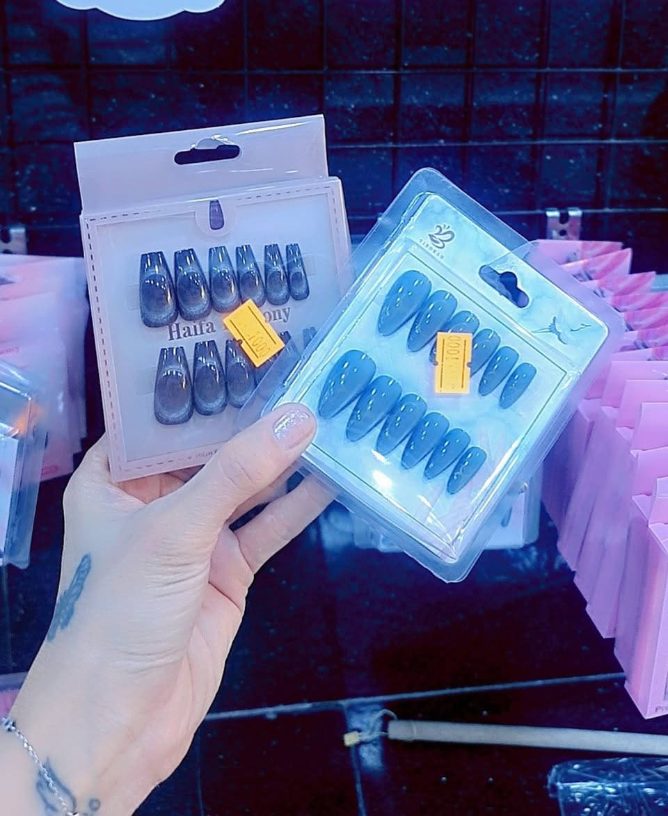 مجمع الريان لكافة الأغراض المنزلية🛒
من قسم الكوزمتك 💄💅
تشكيله اظافر 💅 
السعر // 1000🤑

لايك ومتابعه ليصلك كل ماهو جديد👍🥰
تتوفر لدينا خدمة توصيل لكل المحافظات
للطلب _والحجز _والأستفسار 
الرقم //***********
العنوان //بسمايه الشارع العام مقابل برهومي الشارع الخدمي مجاور أسواق اللؤلؤة
أوقات الدوام⏰من الساعة 10 صباحاً الى الساعة 1 ليلاً
