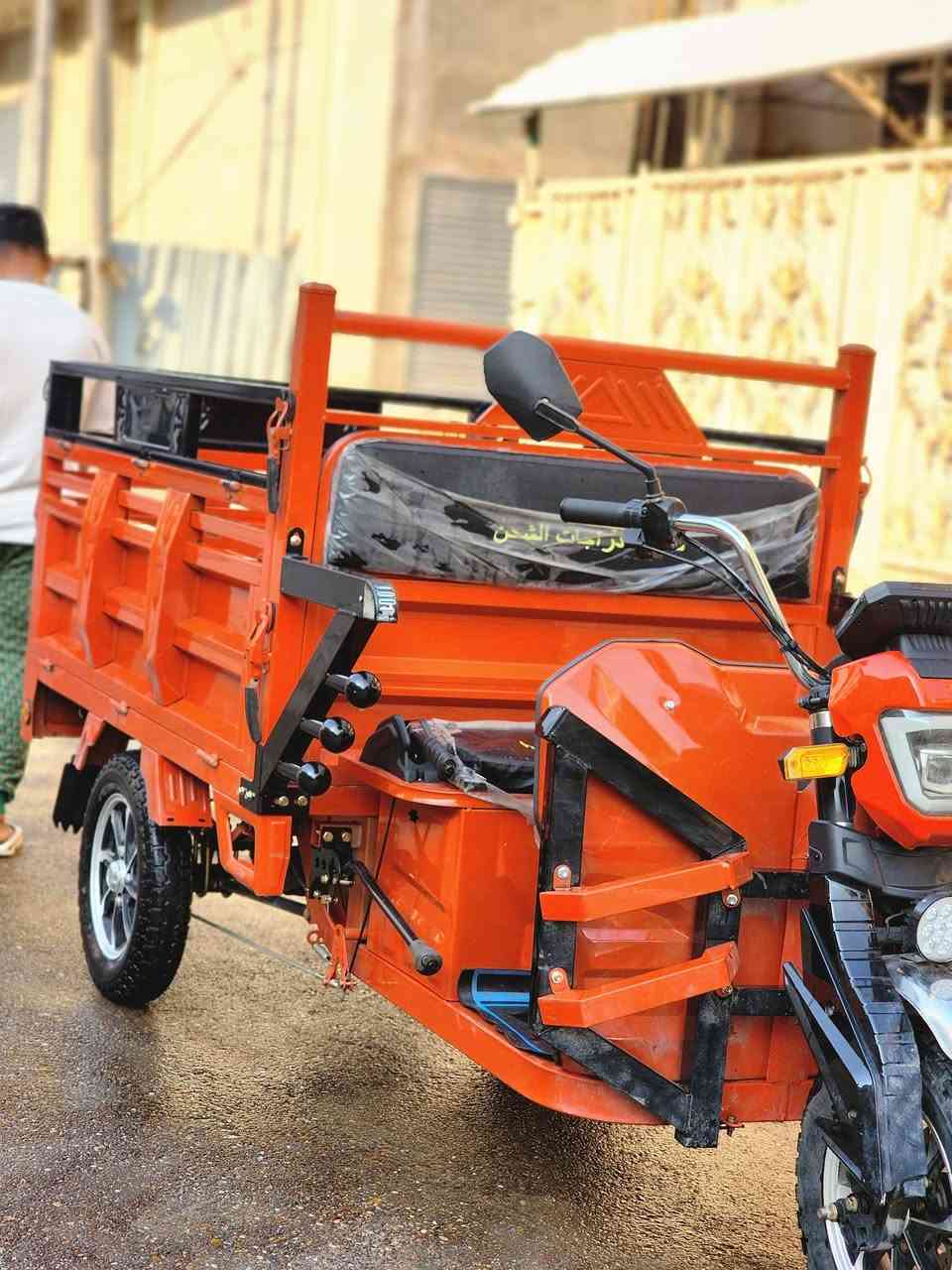 سلام عليكم ستوتا شحن موديل2025جديده استعمال قليل 6بطاريات كبار جدد السعر مليون و300 رقم *********** واتساب اتصال
