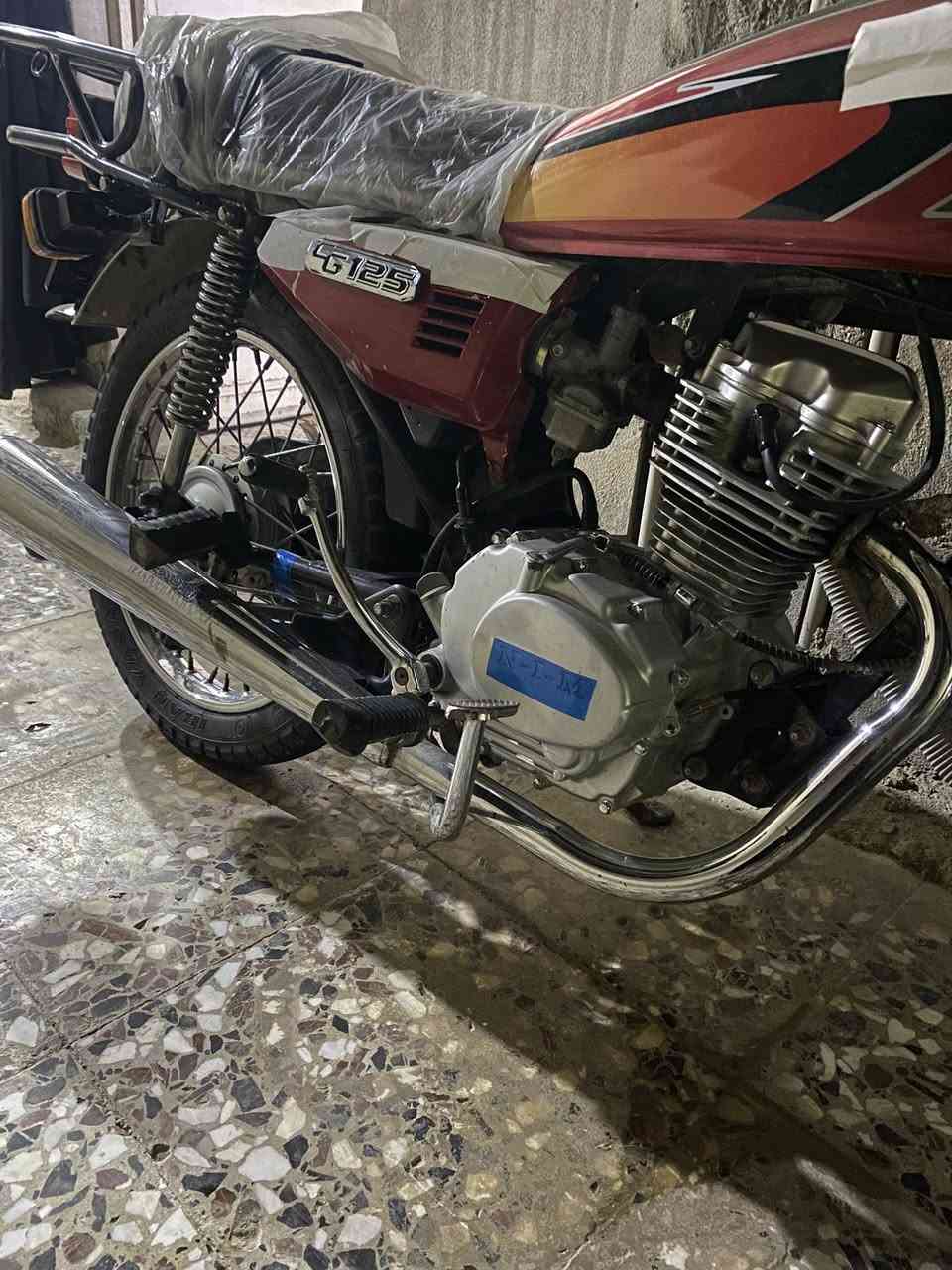 اربعه كير اللبيع موديل 2022 اوراق اصولي سعرها 700
موجود بالفيس 
***********
