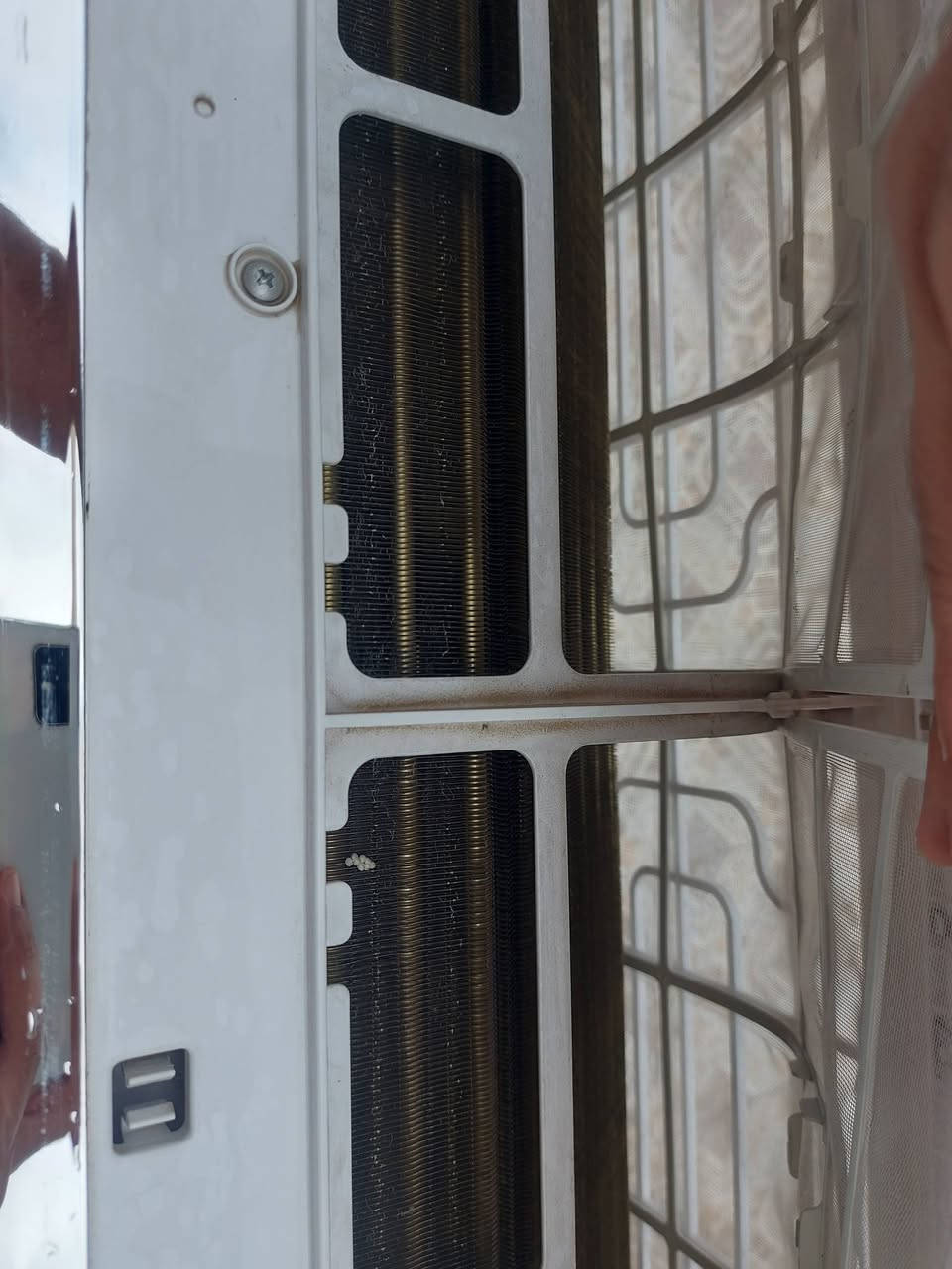 السلام عليكم 
سبالت عدد (2) 1طن والثاني 2طن سبالت نوع اوكس سبالت مشتغلات فقط شهرين ***********
***********
