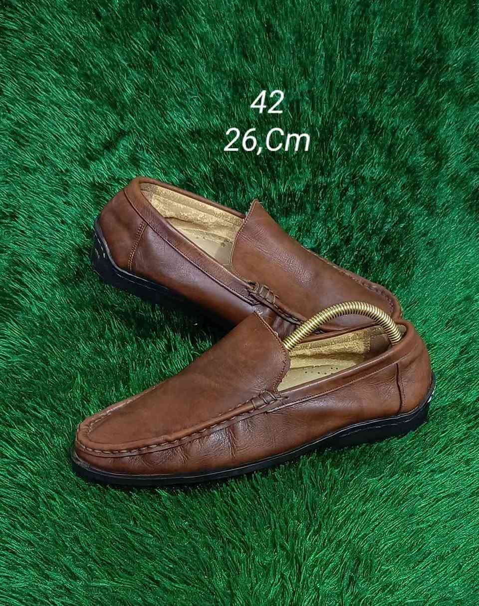 👟
رجالي رسمي فقط اورجنال باله مستخدم قليل 
اوربي نظافه فول جلد طبيعي 
القياسات مذكوره داخل كل الصور 🌷
يوجد توصيل جميع المحافظات 🚛 
للأستفسار مراسلة الحساب او اتصال 
📱***********
