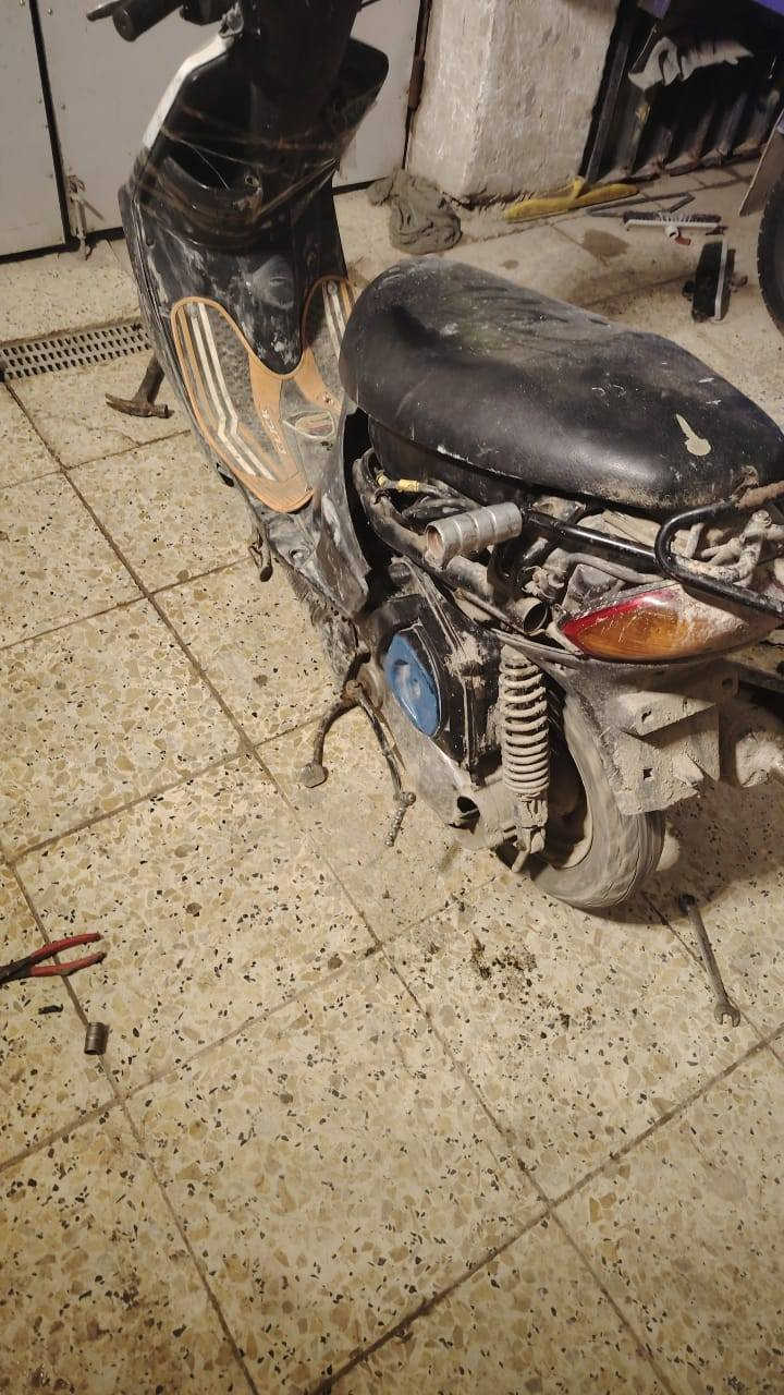 سلام عليكم عندي دراجه البيع جاهزه كفرات ولايت كامله مكان بغداد سعر 250وبيها مجال قليل اي استفسار عله هذا رقم ***********
