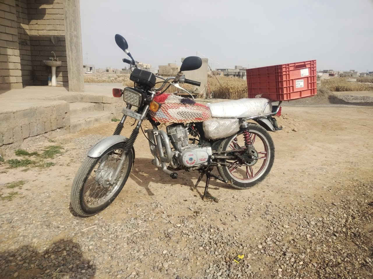 السلام عليكم
موطور اللبيع السعر 190الف

***********
