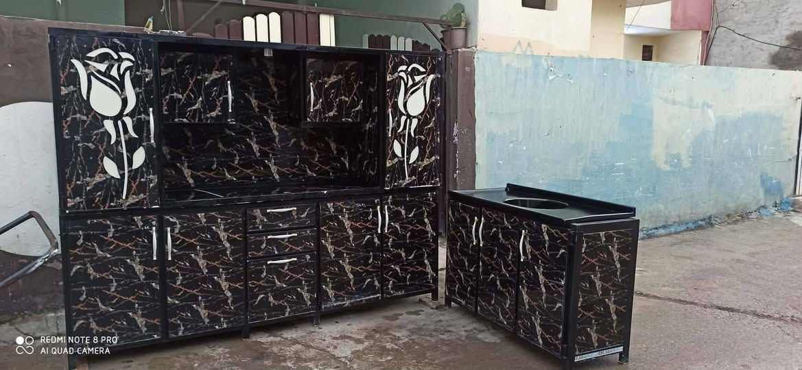 للبيع كاونتر شغل ثقيل ارضيه مترين ونص ملحق مترين ونص سنقمتر 30 بوفيه مكان موصل رشديه سعر 350 بيا مجال رقم كورك *********** اسيا ***********
