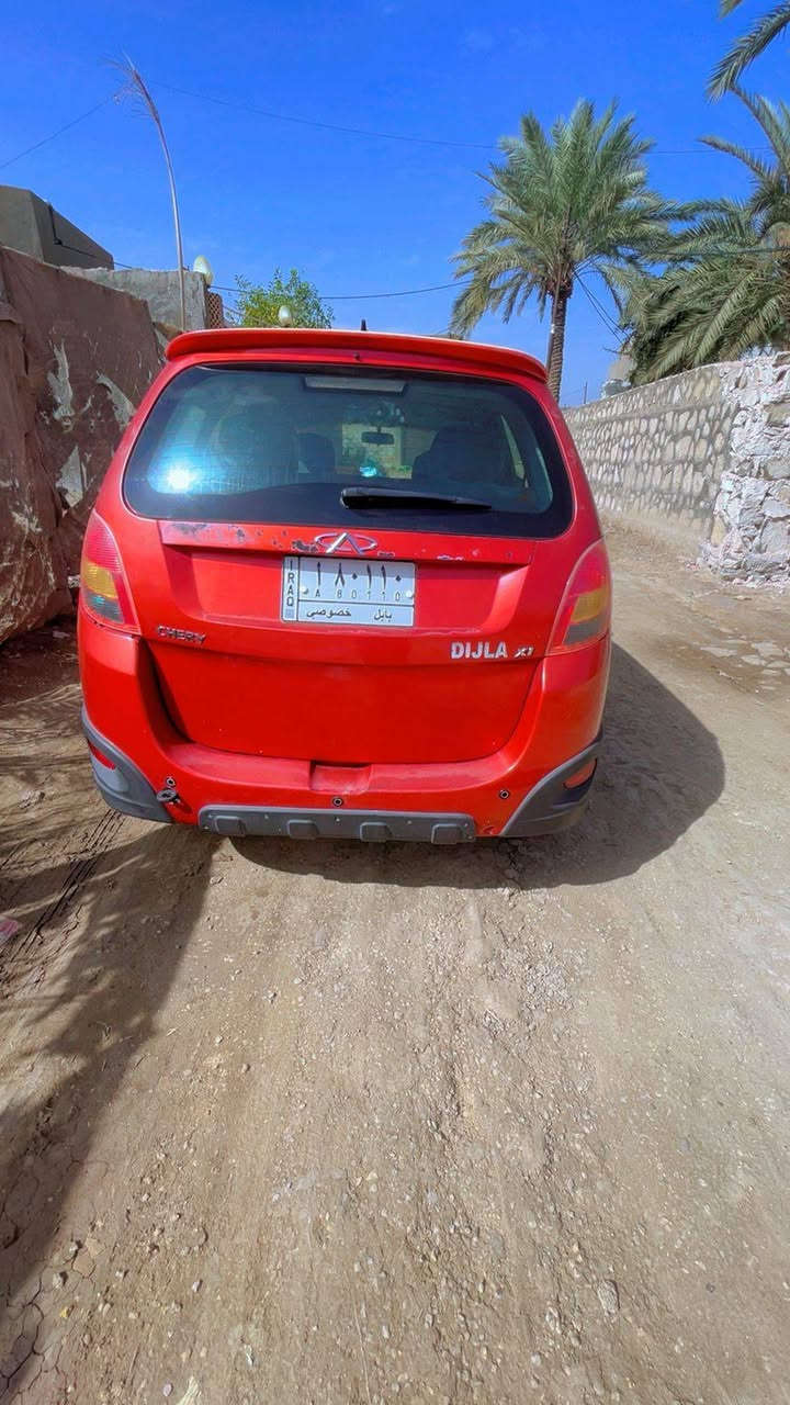 السلام عليكم سياره للبيع موديل ١٣ سعرها ٤٠ =***********
