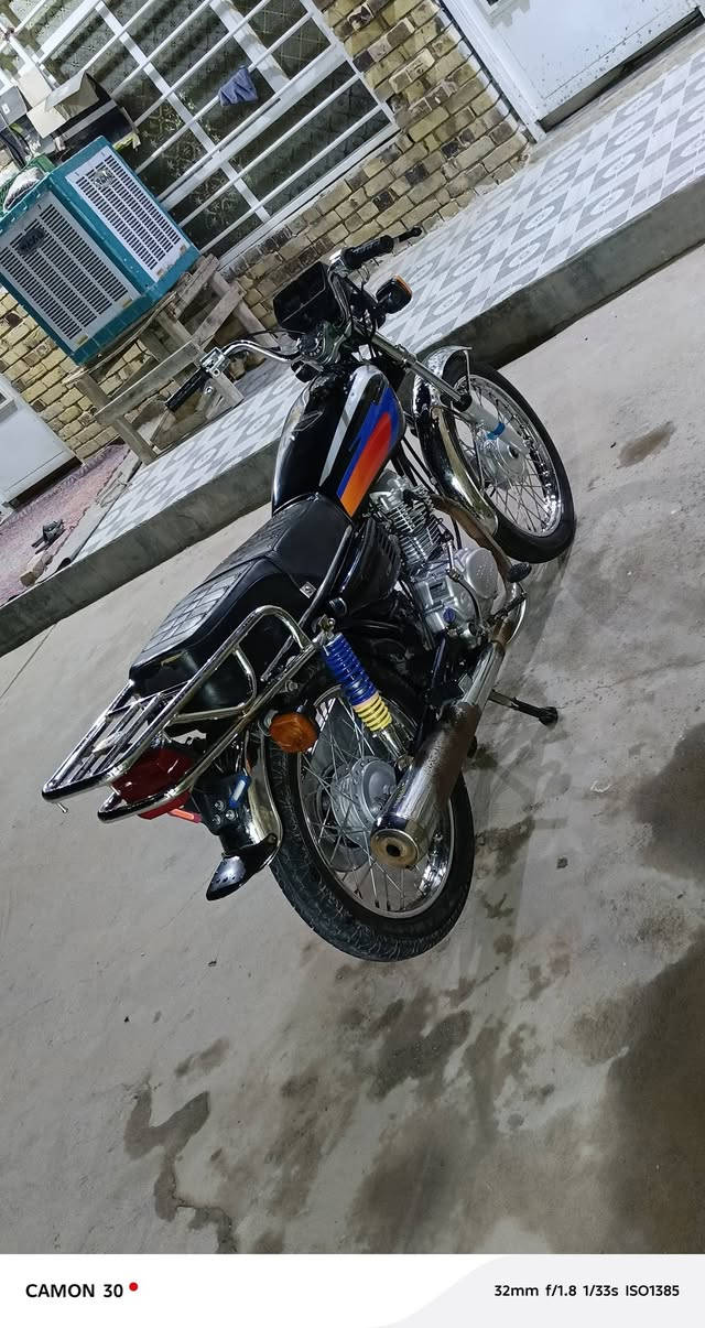 دراجه نامه موديل 25 اوراق 5 كامله السعر 550 وبيها مجال مستعجل الشراي يتصل *********** مكاني حله كفل
