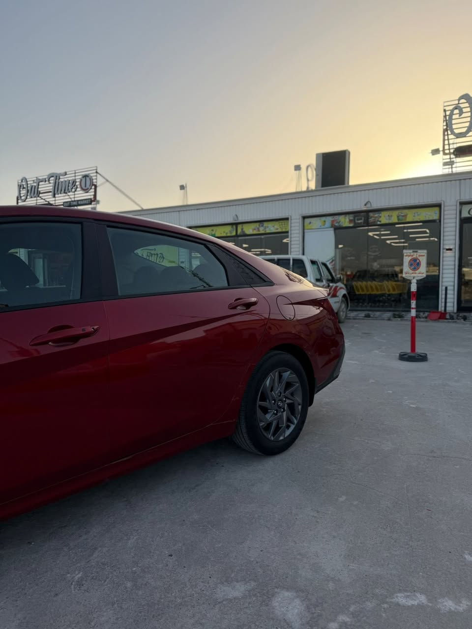 السلام عليكم
محرك 1600 سي سي هايبرد (بنزين + كهرباء)
بدون ايرباك بدون دواخل صور الحادث بلمنشور
السعر ١٦٥ للعلم السياره تترقم مجاني جميع المحافظات
الموصفات 🔻

🔴 بصمة أبواب 

🔴 دخول ذكي 

🔴 بصمة صندوق

🔴 تشغيل عن بعد 

🔴 شاشة عداد ديجيتال متصل

🔴 فول تحكم ستيرن جهتين

🔴 شاشة كار بلي 

🔴 كامرة خلفية 

🔴 رادار امامي 

🔴 رادر جانبي 

🔴 رادر خلفي 

🔴 تحديد مسار 

🔴 مثبت سرعة 

🔴 نقطة عمياء 

🔴 بريك تفاعل اوتتماتيك اثناء اقتراب من الجسم

🔴 انظمة قياده Drive mode ثلاث وضعيات 

🔴 اناره دشبول داخليه LED

🔴 لايت زينون  عدسات عالي ناصي  لايت حاجب لد

🔴 صندوق ذكي يفتح عن الاقتراب 

🔴 نظام abs

باقي المواصفات المعروفه
مكانها النجف الاشرف
للاستفسار ***********
