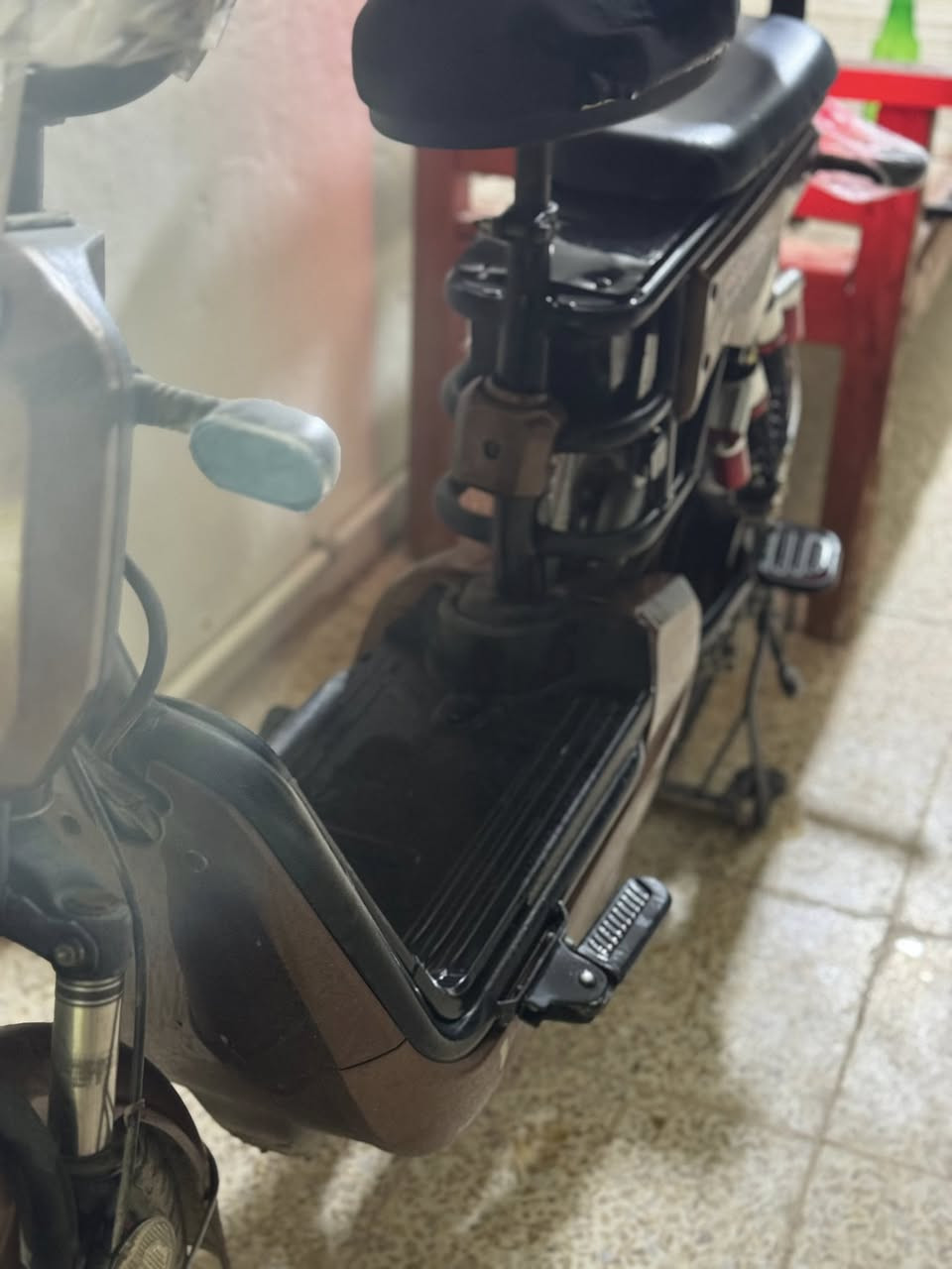 السلام عليكم 
ماطور شحن للبيع موديل ٢٠٢٥ 
خمس بطاريات كشن طبي 
أربع كير تشخيص عطل ان وجد 
ماطور مستخدم اقل من شهرين 
 السعر ٣٠٠ وبي مجال للشراي


**إذا كنت صاحب هذا الإعلان وتريد حذفه لأي سبب، رجاءا أرسل رسالة إلى الدعم الفني**