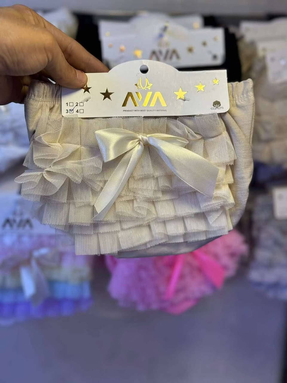 توفر اليوم شورت بناتي دانتيل ملون عرايسي درجة أولى بألوان مختلفة
زورونا و حياكم الله 
يوجد خدمة توصيل لكافة المحافظات إضافة لطلبيات مدينة هيت
*********** واتساب
