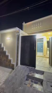 بيت للبيع في حي السفير المساحه ١٢٥ قرب أفران علي الهادي   زراعي سند ٢٥...