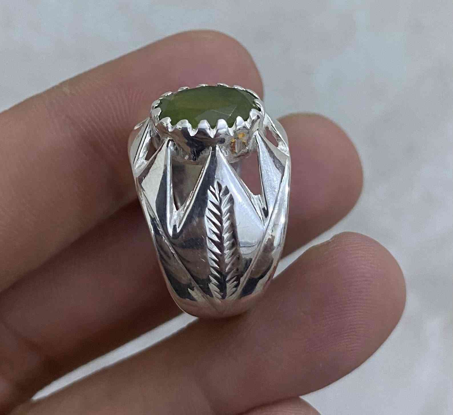 زيرجد افغاني طبيعي من غير معالجات  وزن الحجر ٤ قيراط بدون شهادة
السعر 150 الف سعر نهائي


**إذا كنت صاحب هذا الإعلان وتريد حذفه لأي سبب، رجاءا أرسل رسالة إلى الدعم الفني**