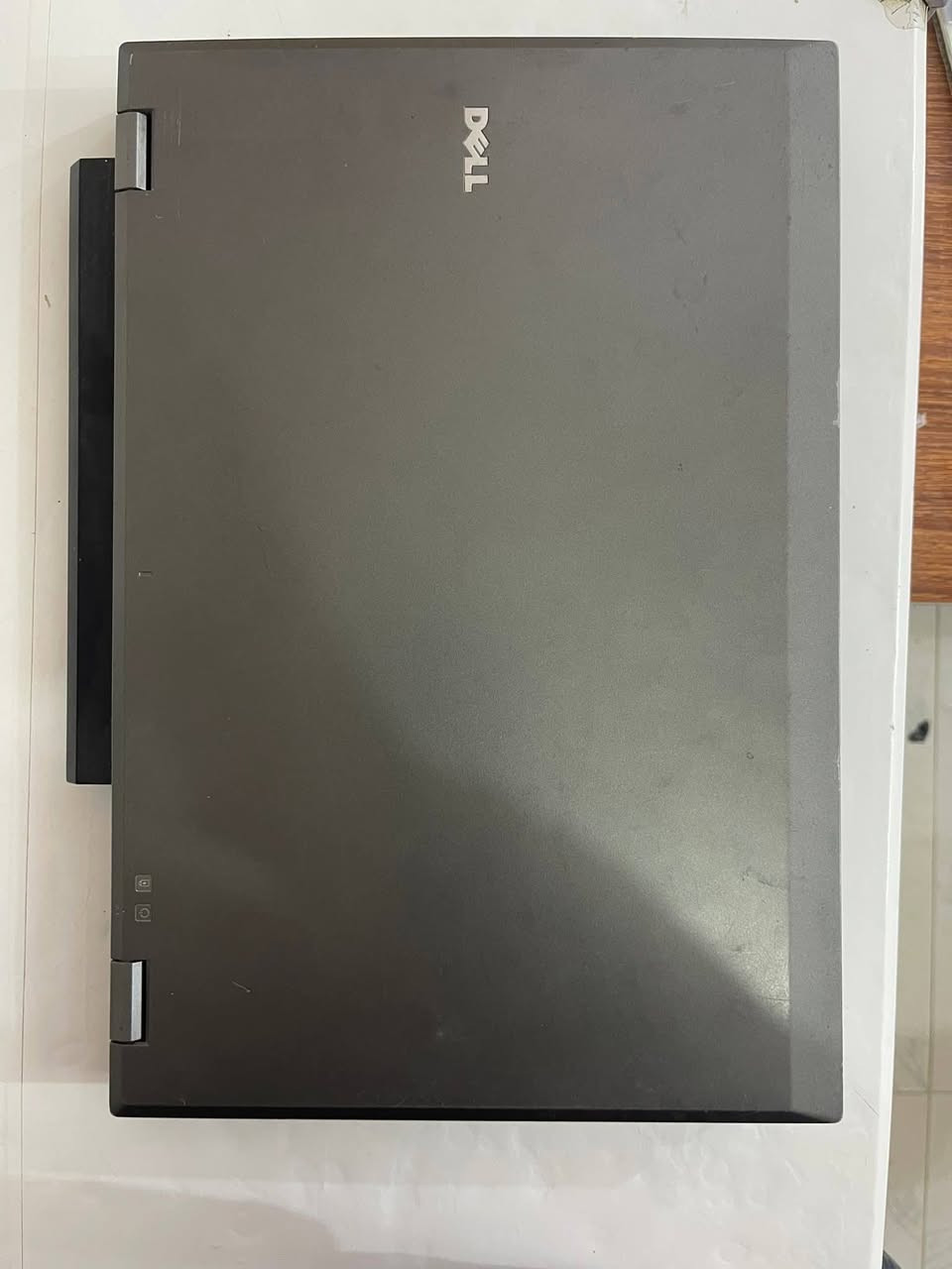 💻 لابتوب Dell Latitude E5510 للبيع

🔹 المعالج: Intel Core i5 M460 بسرعة 2.53GHz🔹 الرام: 4GB DDR3🔹 التخزين: 233GB HDD🔹 كرت الشاشة: Intel HD Graphics🔹 نظام التشغيل: Windows 10 Pro 22H2 نسخة 64 بت🔹 الشاشة: قياس 15.6 إنش🔹 الجهاز بحالة جيدة ومناسب للاستخدام اليومي، التصفح، الدراسة، برامج الأوفيس، مشاهدة الفيديو والعمل المكتبي.
مع شاحنتها الاصلية

📌 المواصفات:✔️ معالج Intel Core i5 الجيل الأول✔️ ذاكرة RAM قابلة للترقية✔️ مناسب للطلاب والاستخدام المنزلي✔️ بطارية وشاحن حسب الحالة الفعلية للجهاز

💰 السعر: 150 الف دينار وقابل للتفاوض📍 الموقع: صلاح الدين سامراء


**إذا كنت صاحب هذا الإعلان وتريد حذفه لأي سبب، رجاءا أرسل رسالة إلى الدعم الفني**