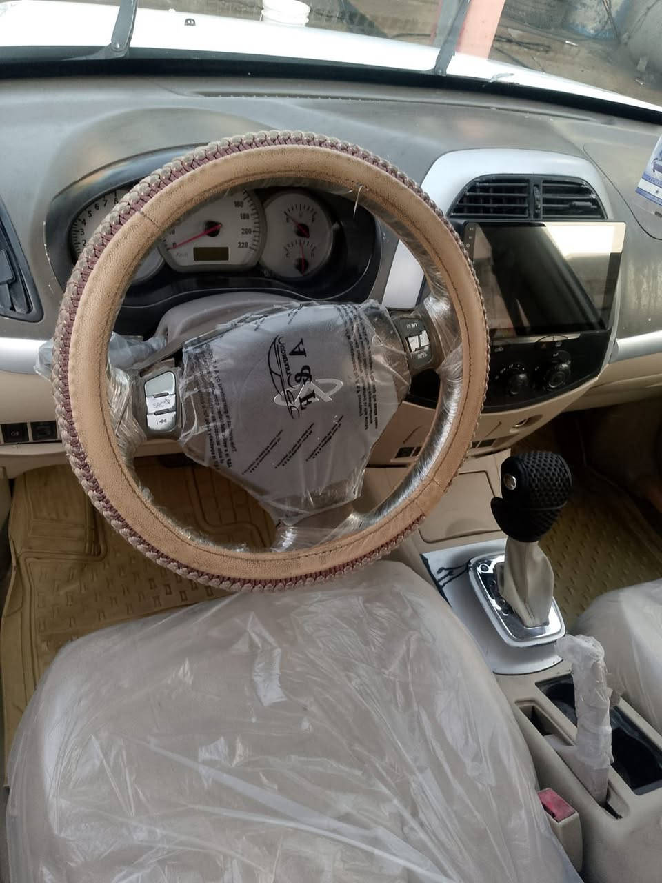 سيارة تيكو للبيع للإستفسار موبايل 

***********
