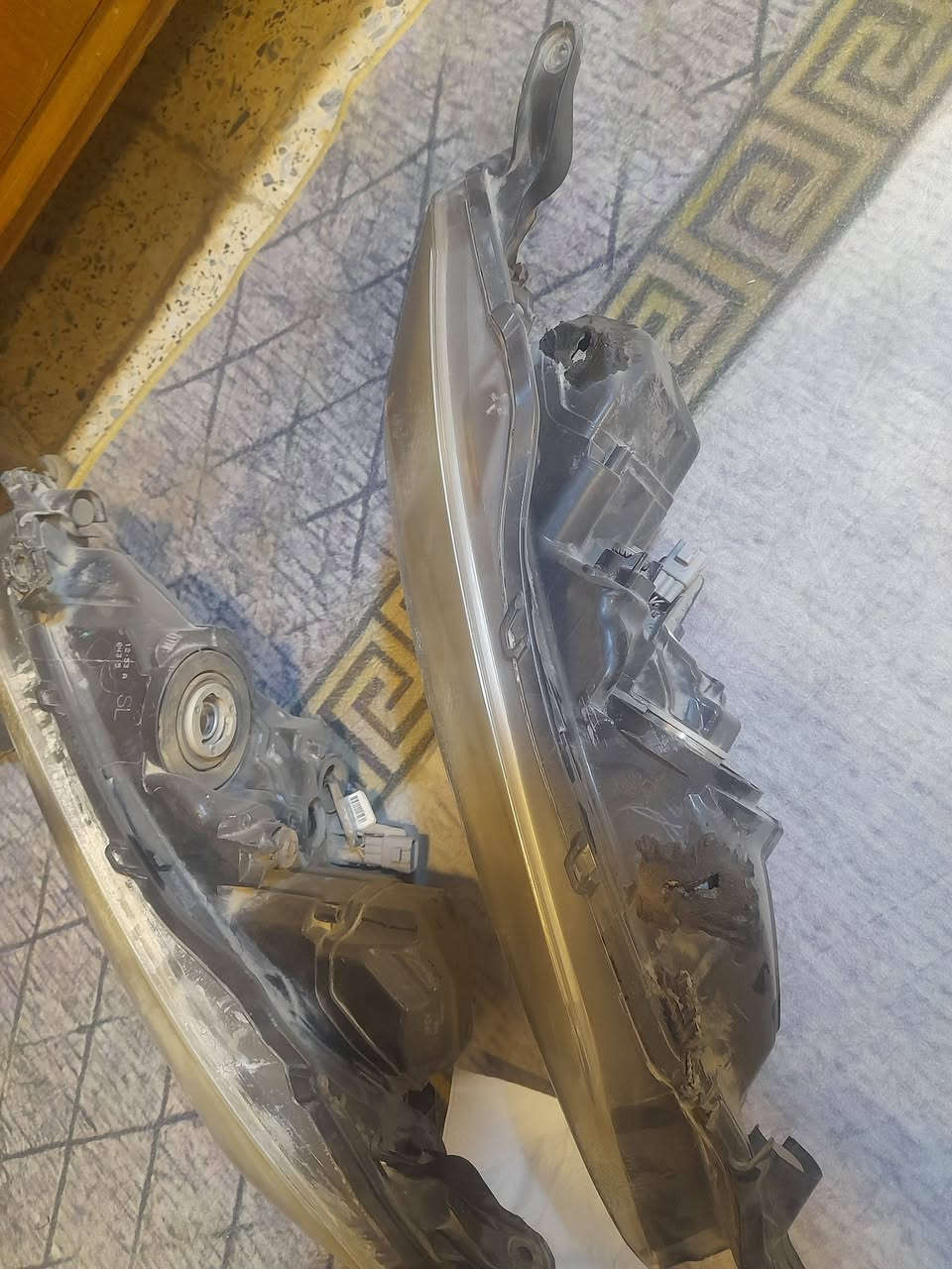 بكلايت اصلي مال كورلاه ١٣ ايمن سعر قفل ٢٥ عندي بوش هوزن خلفي اصلي ٢٥ زوج  مازداة اصلي شغال ٥٠ الف مكاني بغداد زيونه
