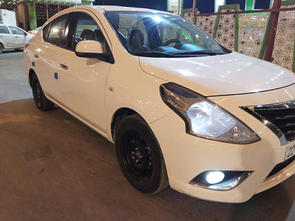 صني مديل 22  هندي رقم اربيل جديد  بيها باردات  اتلث مكانات   ماشيه 98 مكان نجف سعر 113او بيها مجال*********** النجف, العراق
