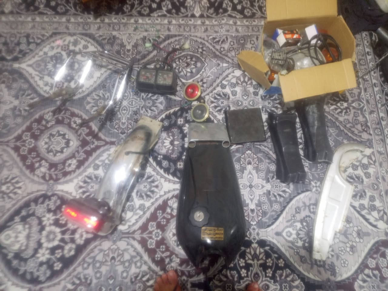 الموجود بل صوره كله للبيع ستعمل شهر 1 تخم مل عينه ولايت كامل


**إذا كنت صاحب هذا الإعلان وتريد حذفه لأي سبب، رجاءا أرسل رسالة إلى الدعم الفني**