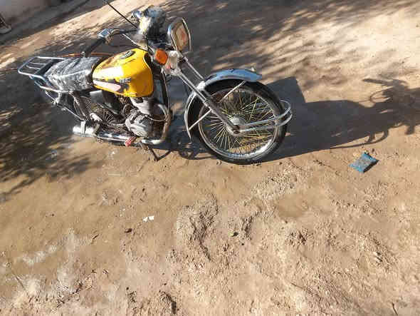 سلام عليكم  ارشه موديل 18 سعر 270 وبيها مجال اوراق كامله 
اتصل علا هاذ رقم  ***********
