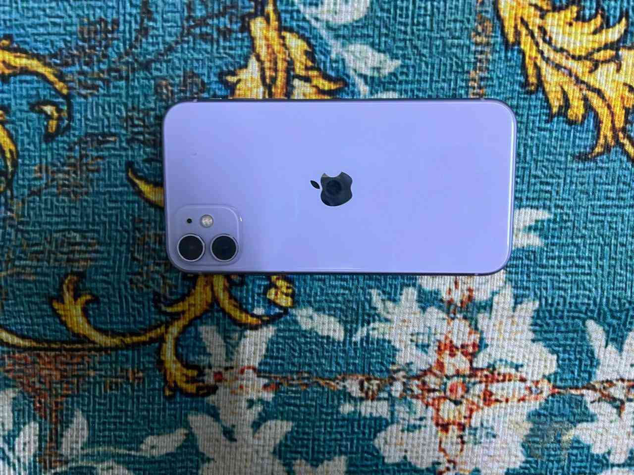 اسلام عليكوم ايفون 11 عادي ذاكرة 64  امبدل  فقط شاشة بطارية 77 نضافة كدام عينك الجهاز حلو. فيس شغال  بصمة شغالة السعر 220 وبي مجال الاستفسار *********** .. *********** مكاني بغداد مدينة الصدر
