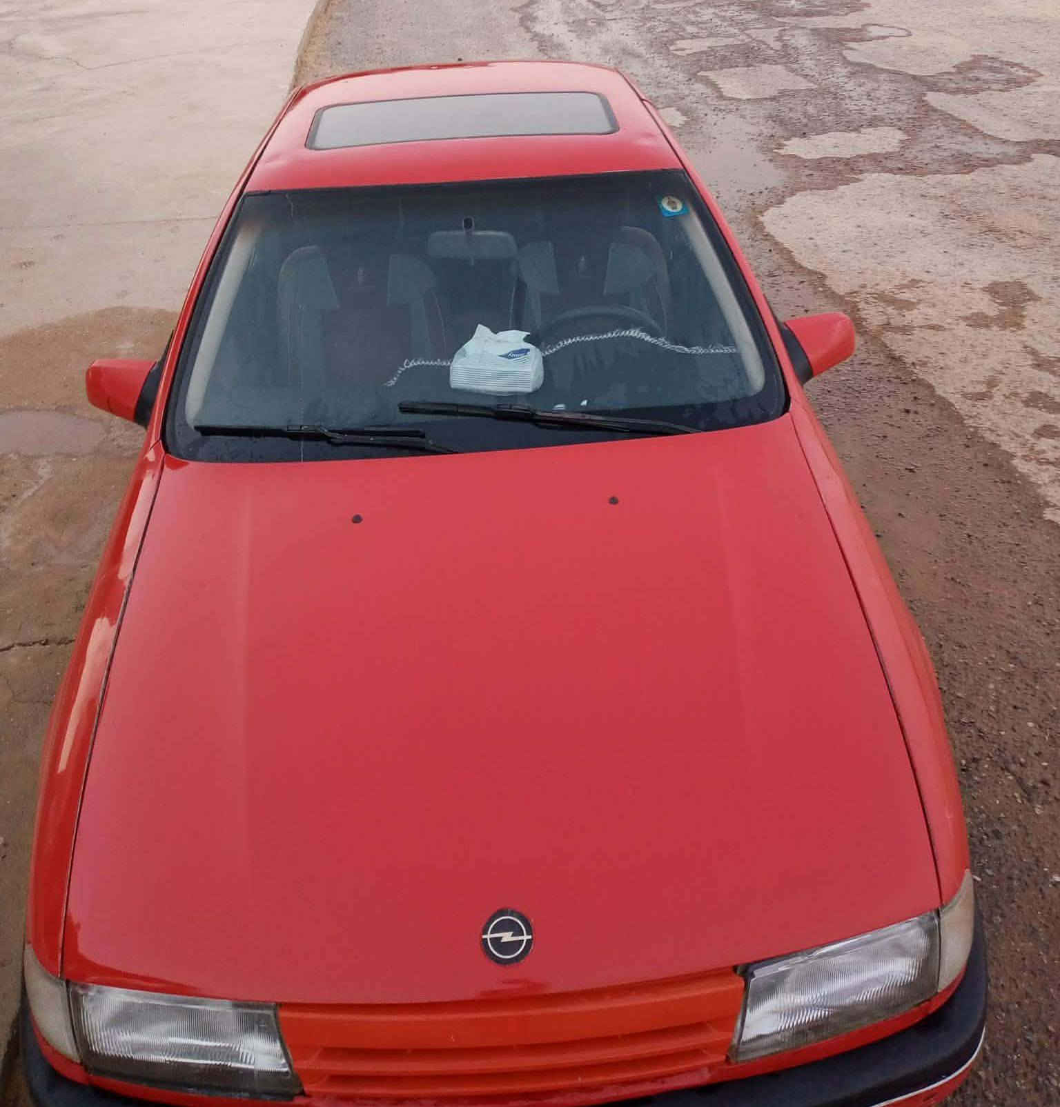 سياره فكترا شنطه موديل 93 حجم 18 سعر 36 وبيها مجال ***********
