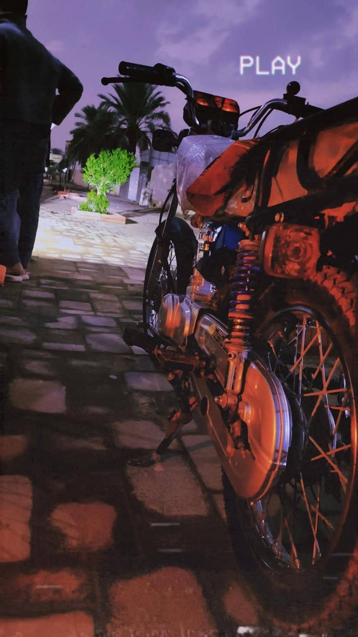 سلام عليكم دراجه اربعه كير شلامجه اصلي تعمير تعمير شاصي 13تعمير اصلي ما ناقصهه شي أوراق اصولي للبيع كربلاء حي العامل سعر 900وبيهه مجال لشرايه ***********
