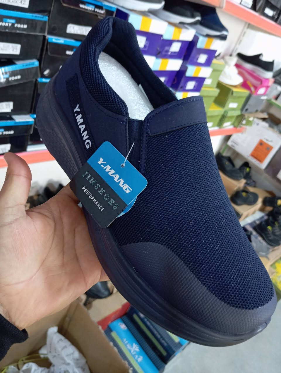 📢 وصل حديثاً إلى محلات الغازي
تشكيلة مميزة من الـشحاطات الأصلية و السكجرات المريحة بجودة ممتازة وتصاميم عصرية 👌
متوفرة بقياسات متنوعة تناسب الجميع:
👦 أطفال
🧒 ولادي
🧑 شبابي
👨 رجالي
وكذلك أحجام خاصة لراحة أكثر.
✨ جودة عالية
✨ مريحة للاستعمال اليومي
✨ أسعار مناسبة للجميع
📍 زورونا في محلات الغازي واختاروا الموديل اللي يعجبكم.
الموقع:شميط -الشارع العام- بالقرب من اعدادية بدر الكبرى 
للاستفسار:***********
***********
