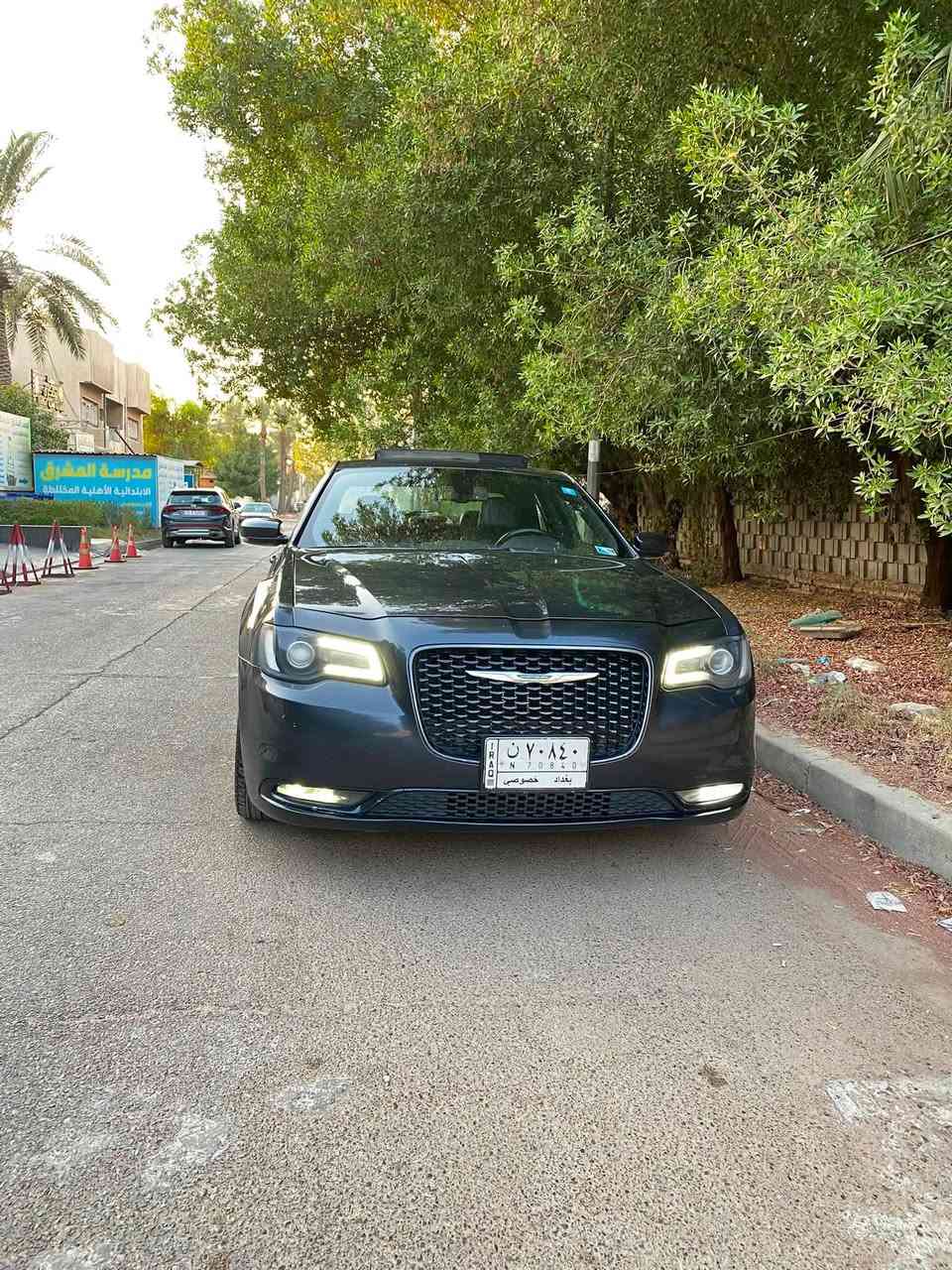 كرايسلر s300
موديل ١٨ 
بدون قطره صبغ 
مواصفاته 
بنوراما 
حساس امامي خلفي
حساس جانبي
مري هيتر واشاير
سماعات بيتس
دمام بيتس
كشنات تدفئه 
وباقي مواصافات معروفه
ماشيه ١٦١ كيلو
٢٥٥ وبيها مجال مكاني بغداد


**إذا كنت صاحب هذا الإعلان وتريد حذفه لأي سبب، رجاءا أرسل رسالة إلى الدعم الفني**
