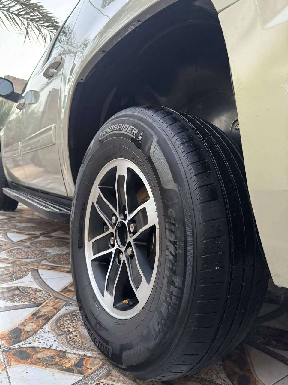 تم تخفيض السعر 80يوكن طويل مديل 2012(((( دوات ))))
دخول جديد وارد خليجي محرك كير كارتون 5300
حداديه 100/100
ما مشتغله خط بيه رقام وسنويه عضم عاج عنوان بصرة 
‭0770 910 5496
