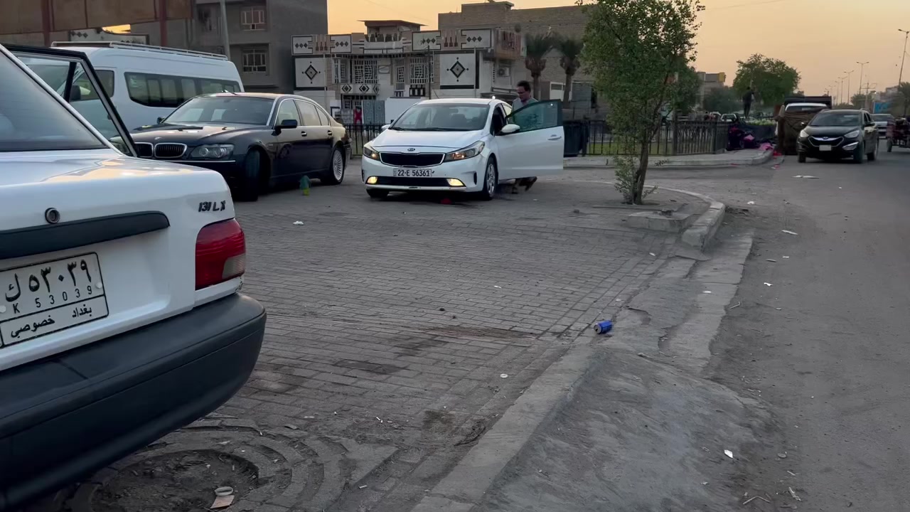 السلام عليكم bmw735باخره2003محدث2008
رقم دهوك 
مصبوغه حزام جماليه 
باب طويل 
كشنات جلد تدفئه تبريد خزن 
داخل اسود 
هاند بريك بصمه 
منضومه زينون 
خمس براد 
ابواب شفط 

تفاصيل اكثر خاص 

مكان بغداد

***********
