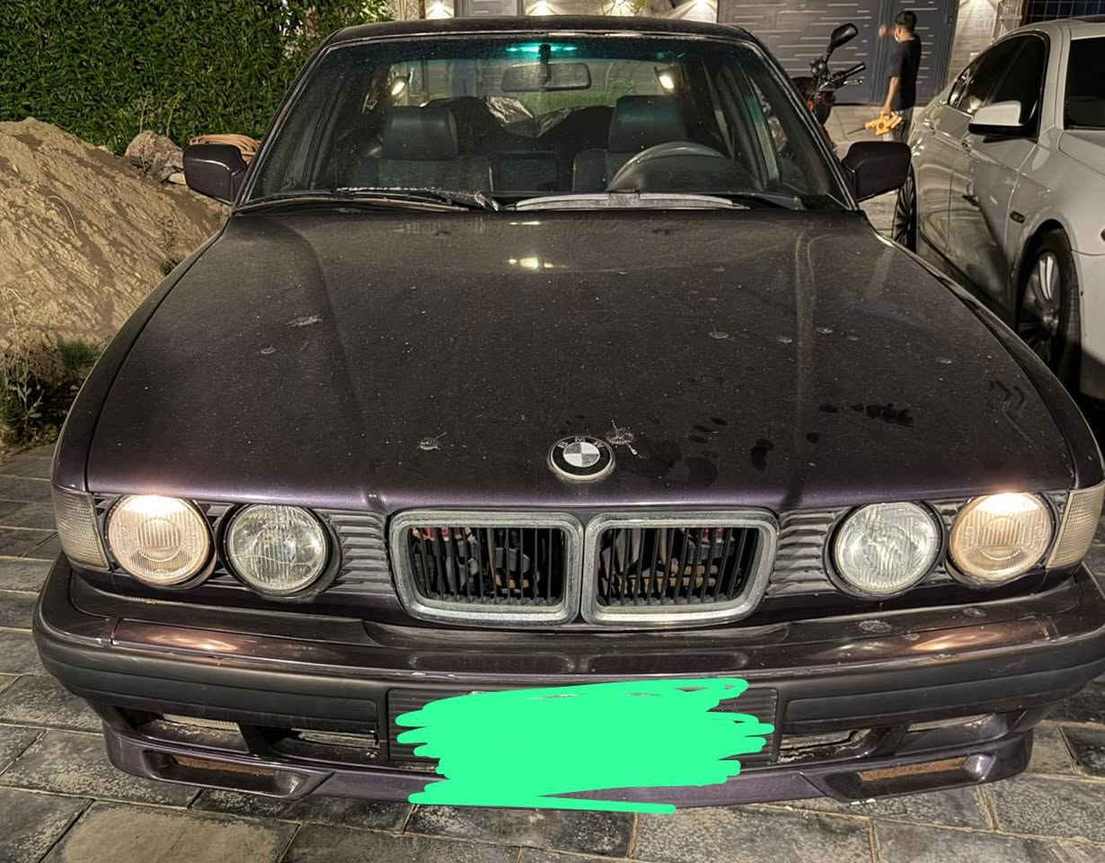 سلام عليكم bmw موديل ١٩٩٠
سيارة مصبوغه عام للجمالية بدون ضربة

غرفة كاملة جديدة كشنات جلد

باتري جديد

تايرات جدد

فيتبم جديد وصالنصة جديدة

سيارةكاملة مكملة من كلشي

نكرة سلف بكل وقت يعجبك

للتواصل متوفر رقم وواتساب

+964 771 724 3867


**إذا كنت صاحب هذا الإعلان وتريد حذفه لأي سبب، رجاءا أرسل رسالة إلى الدعم الفني**