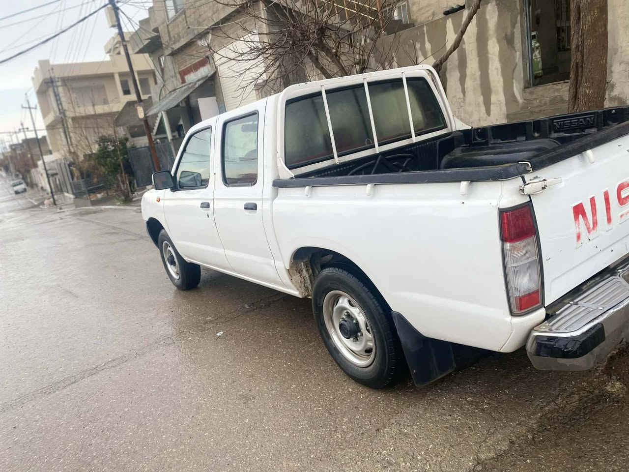 نیسان مۆدێل 2006ناوسور جام کارەبا  دەبڵ گێج بێ بۆیاخ دووپەڵە ساردی هەیە زۆرجوانە115گەڵاو معامەلە ***********
