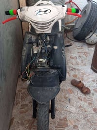 شباب عندي هاي دراجه اريد ابيعها يدرس صيني دراجه قبل كان حلو وهسه تركته...