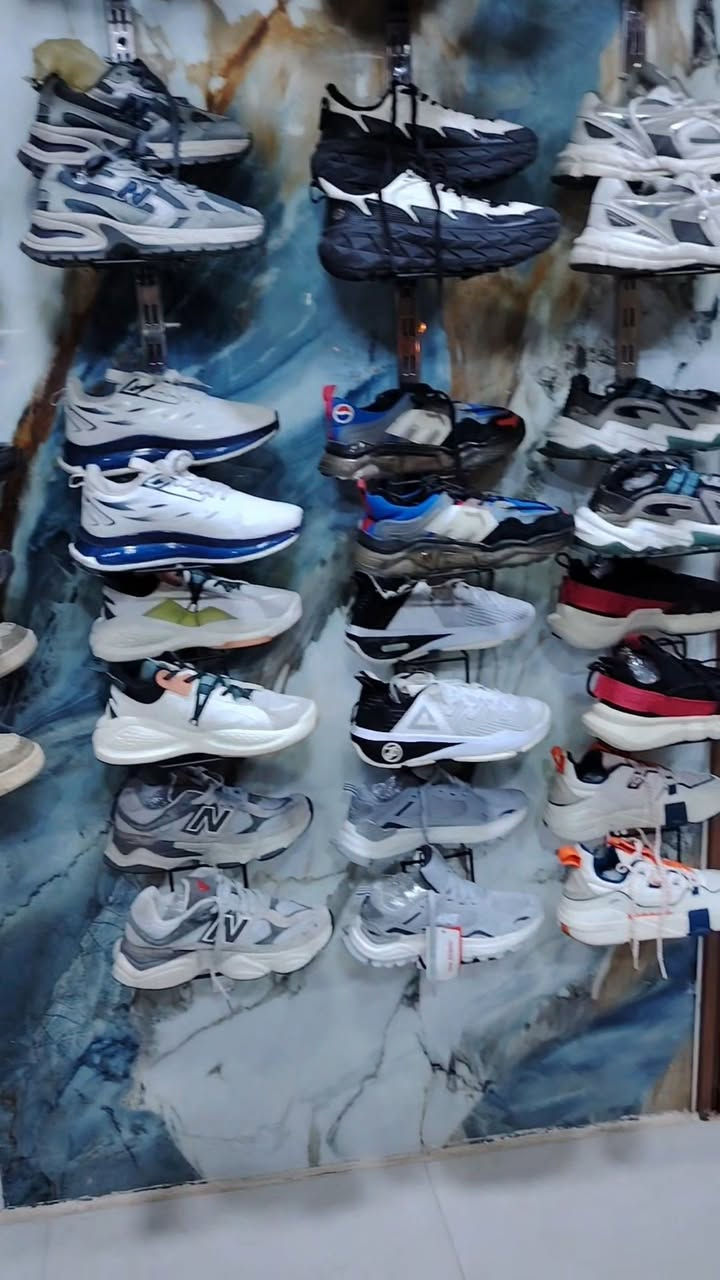 جماعت دراجات كيوت حذيه باله مالكه. البيع بسعار مناسبه مكان صوفيه يم. ساحت بمحل مقابيل  سواق ردان
