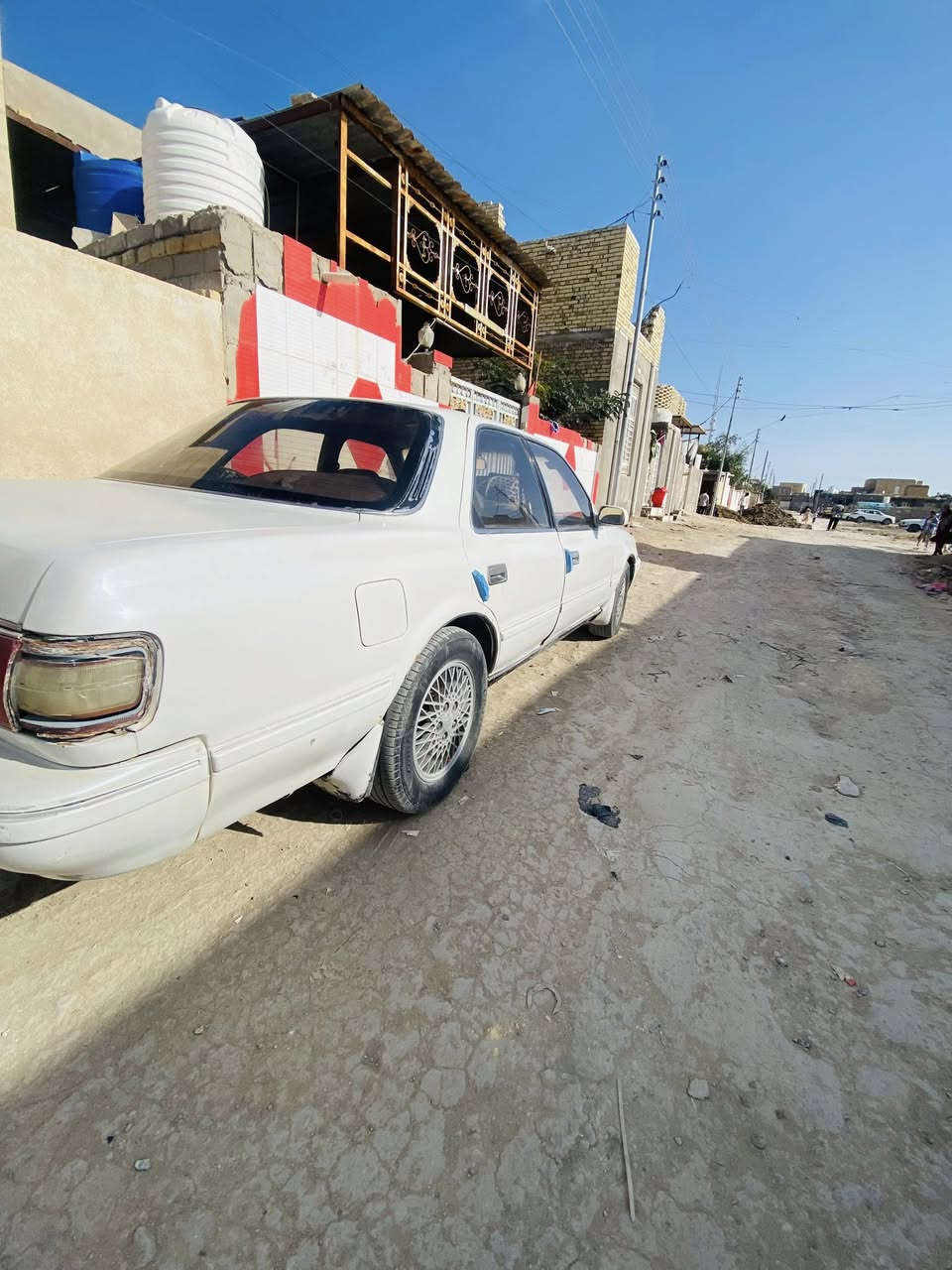 السلام عليكم كرسته مسطرة 91 مكينه وكير ونجي رقم انكيليزي بأسمي السيارة نضيفه دواخل كلش نضيفة كهربائيات كلها شغاله تبريد شغال مكاني سوق الشيوخ ***********
