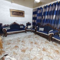 كنب • ٩مقاعد • نظيف