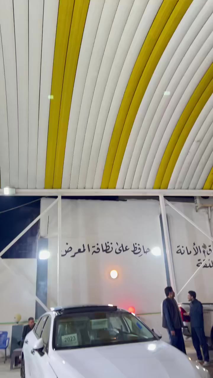 السعر مناسب السيارة مال جناي التفاصيل كاملة داخل الفيديو رقم الهاتف***********
