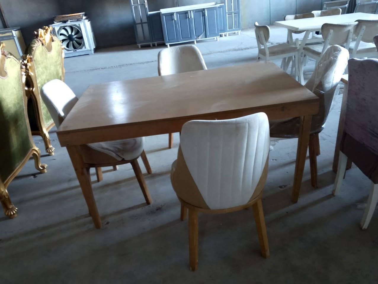 بالة منزلية باسعار مناسبة
ميوزة طعام 
تخم ملكي نضيف 
للاستفسار مراسلة الصفحة او الاتصال على 
‏‪0771 435 2864‬‏
او ***********
