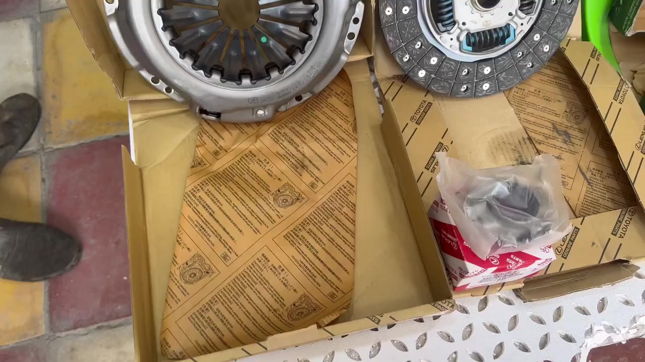 يتوفر لدينا محلات 
الريان ادوات احتياطية
#جميع #قطع #غيار #هايلوكس 
#وفرنا #لكم #حدادية ‼️ ‼️ اصليه 
كافةالموديلات 
السعر مراسلة الصفحة 
واتساب ***********
