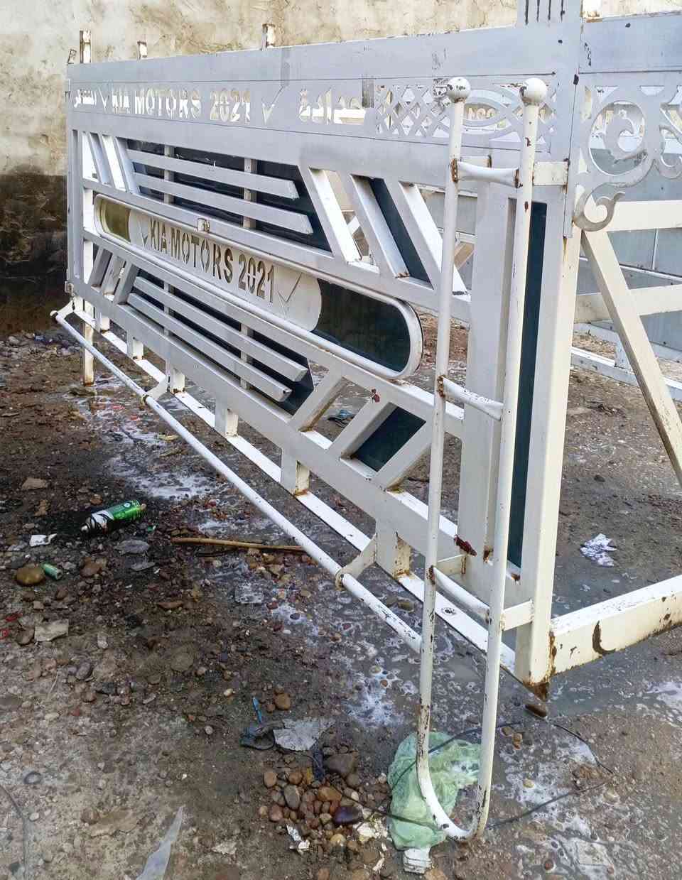 سلام عليكم للبيع امحجر فحل جديد استخدام قليل مكفول من الظرر والعواج مكاني بغداد  الدورة الشراي يتصل على صاحب الرقم مكلف***********
