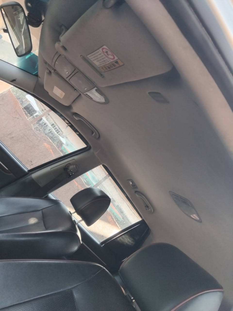 سلام عليكم مرخصت صاحب الكروب المحترم البيع سنتافيه ادوات كصتهه جنطه 2010 كاز سوبر جارج سياره خير من الله من كير ومكينه وحداديه وتبريد تخم تاير جديد 7راكب السياره مابيهه نقص بكد البرقي بيع او مراوس حسب القناعه مكان بغداد ***********
