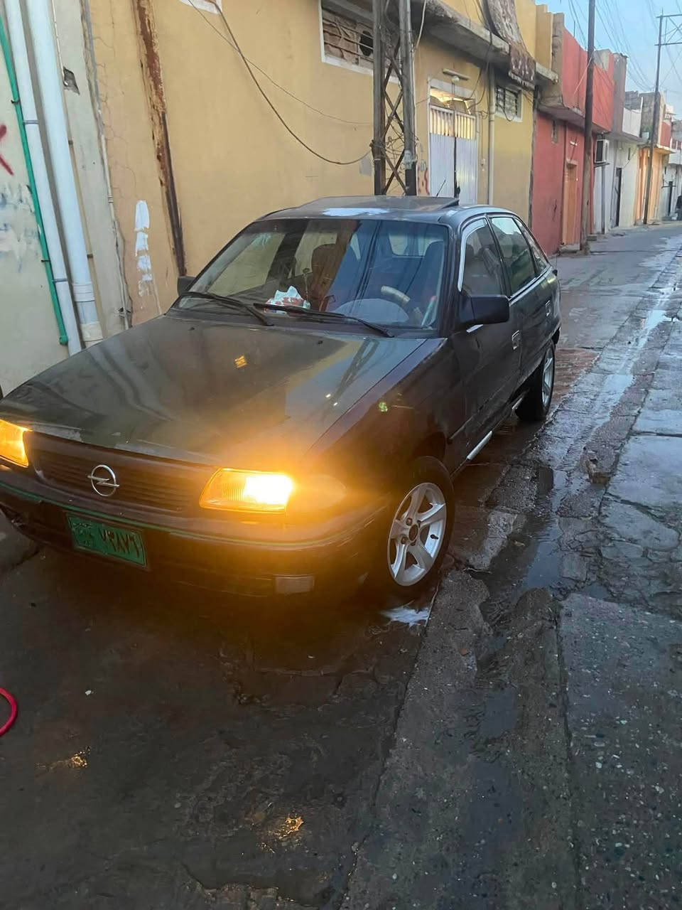 استره البيع موديل 93
محرك وكير شرط 

حداديه كامله 

تعال وشوف السياره كدام عينك 

سعرها 33 وبيها مجال 

***********
