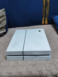 بلي 4مهكر ما مفتوح مستعمل قليل مع يدات ثنين و يوبي اس سعر 325بي مجال ح...